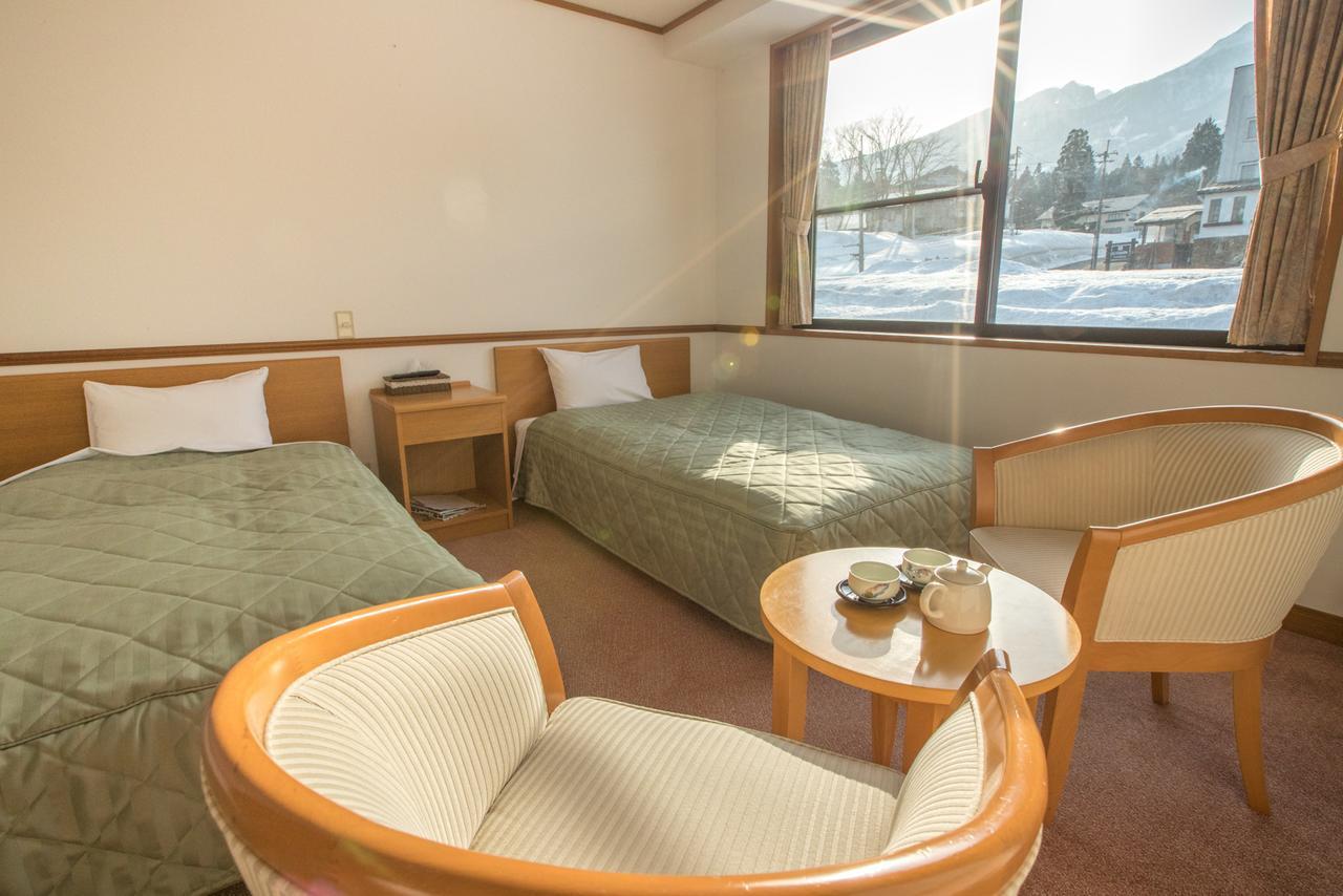 Refre Hotel Myoko Exteriör bild